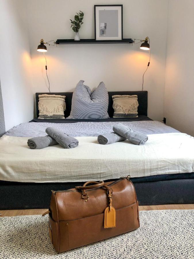 B Our Guest At New Vintage Chic Apartment Dresda Esterno foto